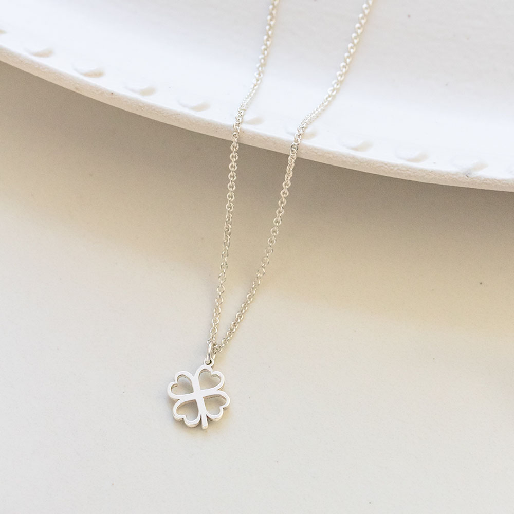 Clover Necklace